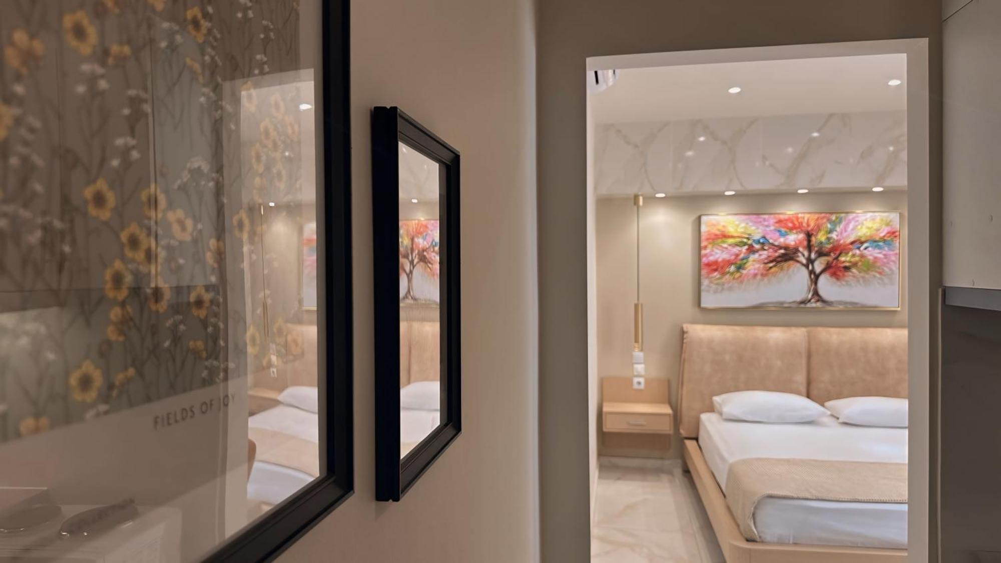 La Perla Apartments Kalamata Eksteriør billede