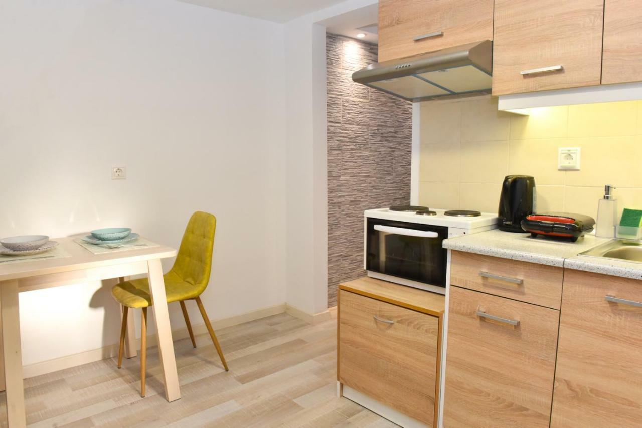 La Perla Apartments Kalamata Eksteriør billede