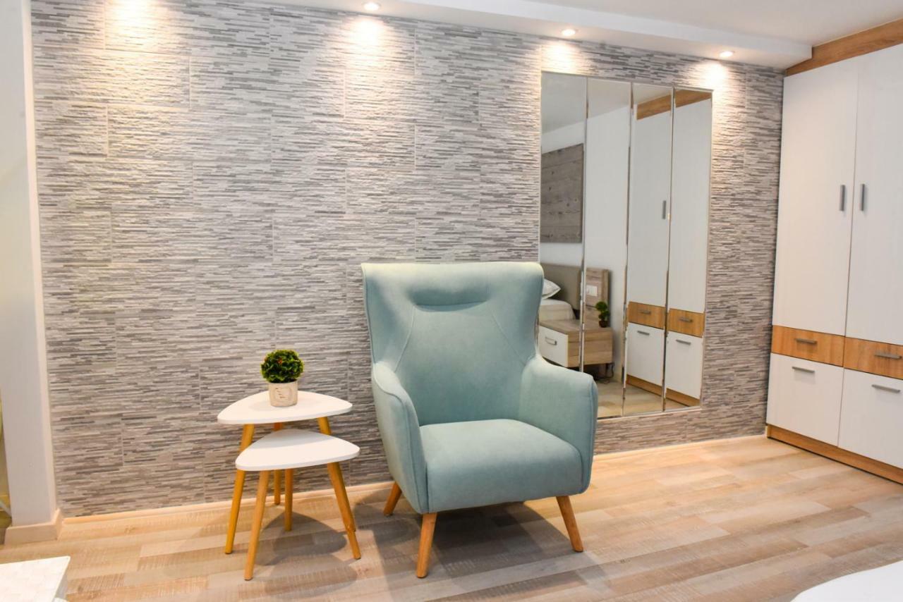 La Perla Apartments Kalamata Eksteriør billede