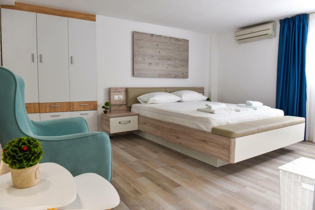 La Perla Apartments Kalamata Eksteriør billede